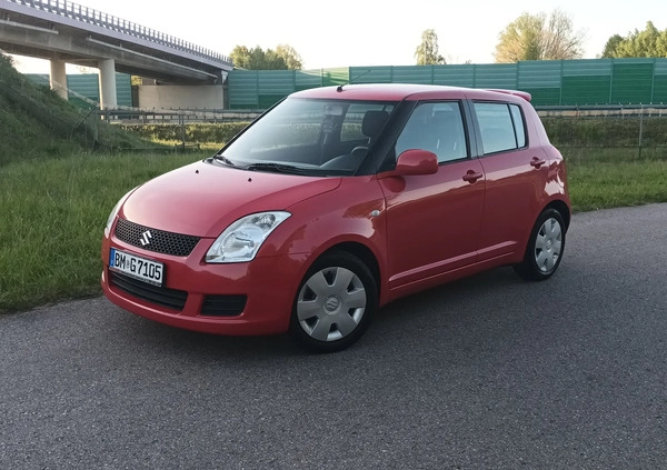 Suzuki Swift cena 15800 przebieg: 202300, rok produkcji 2007 z Węgorzewo małe 232